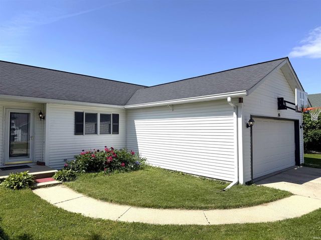 26 S Hickory Lane, Crawfordsville, IN 47933