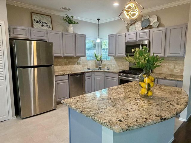 427 Birch Hill Drive, Sugar Land, TX 77479