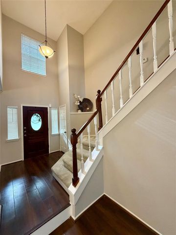 427 Birch Hill Drive, Sugar Land, TX 77479