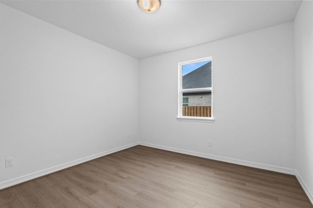 10007 Goliad Drive, Mont Belvieu, TX 77523