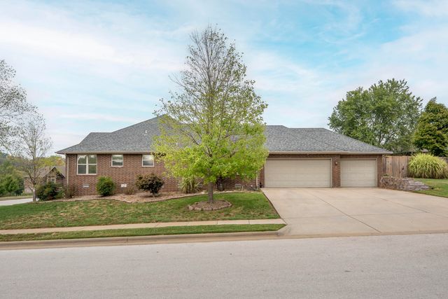 604 N Lincoln Court, Ozark, MO 65721