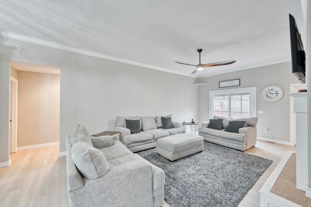 604 N Lincoln Court, Ozark, MO 65721