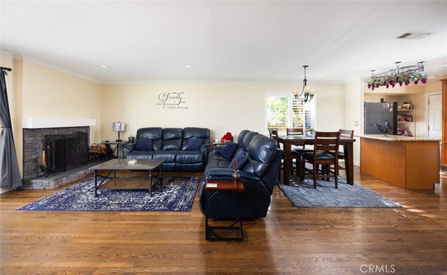 840 E Glendora Avenue, Orange, CA 92865