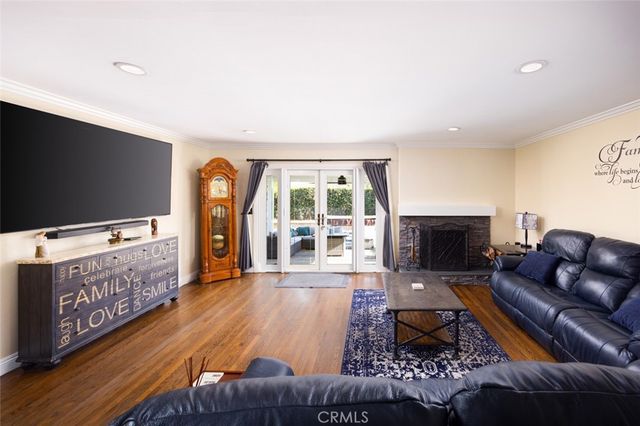840 E Glendora Avenue, Orange, CA 92865