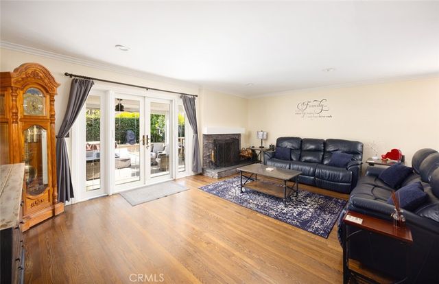 840 E Glendora Avenue, Orange, CA 92865