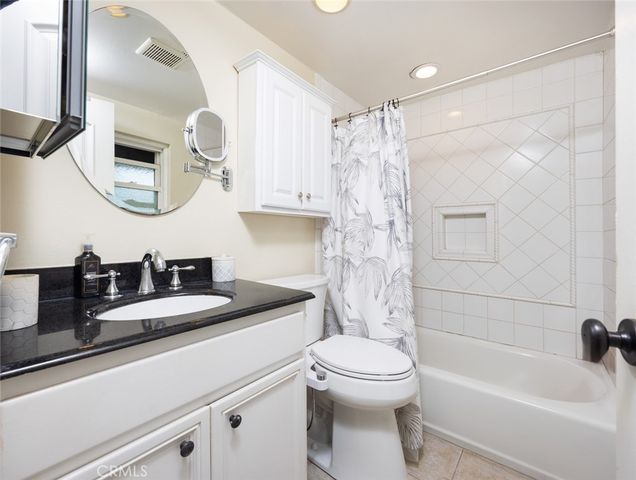 840 E Glendora Avenue, Orange, CA 92865
