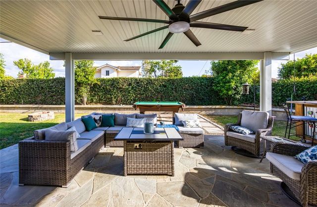840 E Glendora Avenue, Orange, CA 92865
