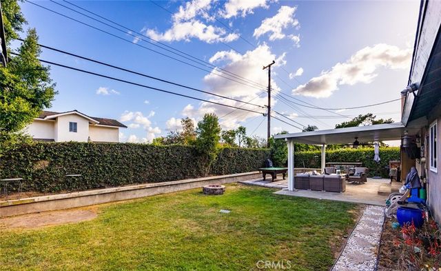 840 E Glendora Avenue, Orange, CA 92865