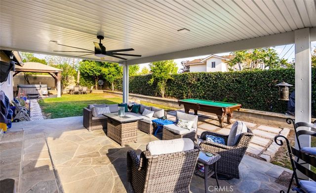 840 E Glendora Avenue, Orange, CA 92865