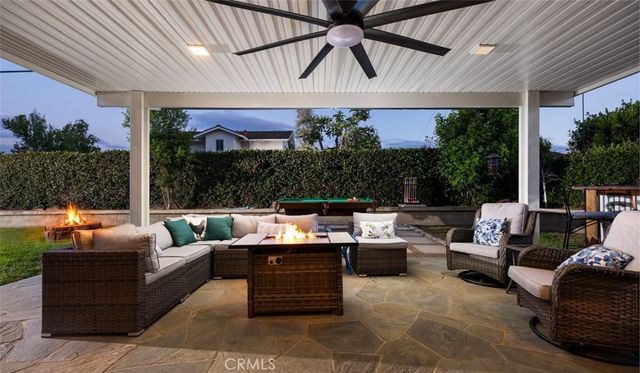 840 E Glendora Avenue, Orange, CA 92865