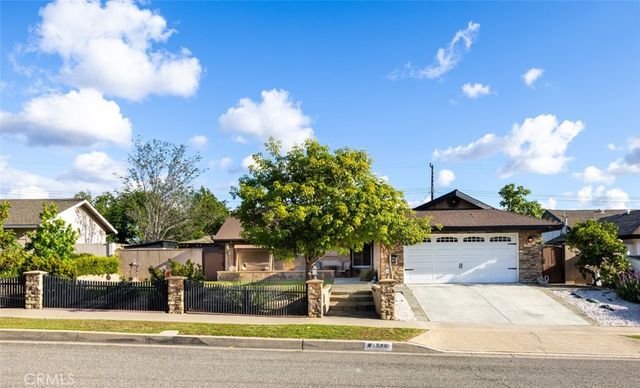 840 E Glendora Avenue, Orange, CA 92865