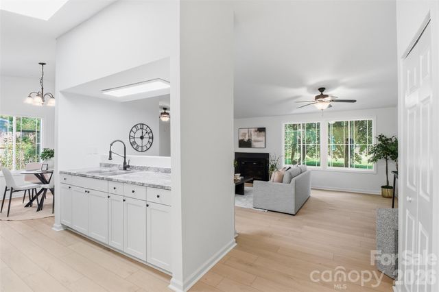 2526 Nickelridge Court, Charlotte, NC 28273