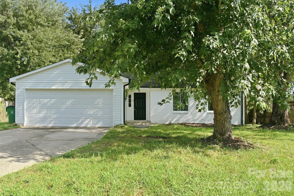 2526 Nickelridge Court, Charlotte, NC 28273