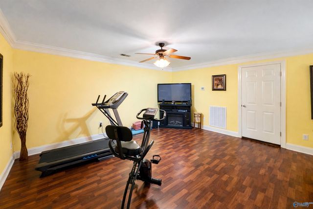 211 Quailwood Lane, Decatur, AL 35603