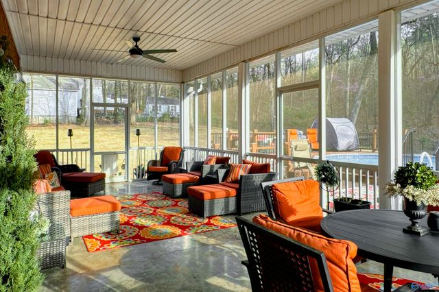 211 Quailwood Lane, Decatur, AL 35603