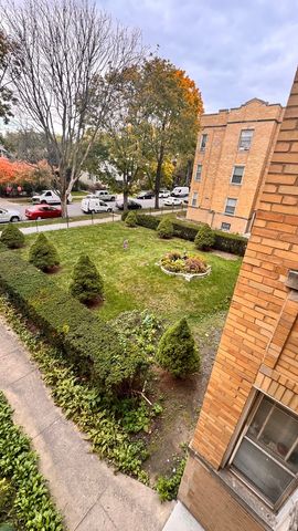 4441 N Central Park Avenue 2, Chicago, IL 60630