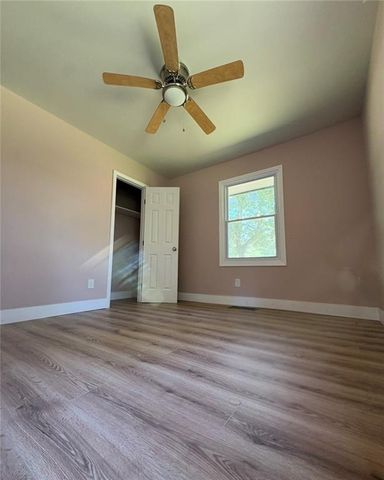 285 Queen Helen Lane, Jonesboro, GA 30236