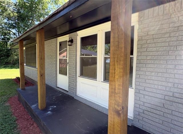 285 Queen Helen Lane, Jonesboro, GA 30236