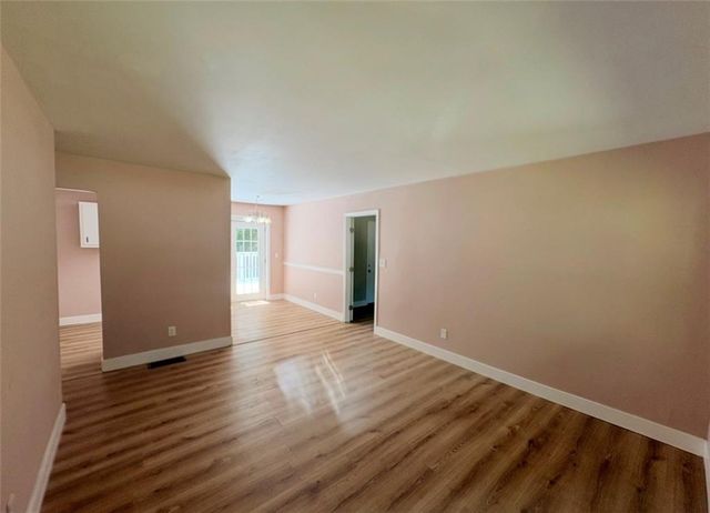 285 Queen Helen Lane, Jonesboro, GA 30236