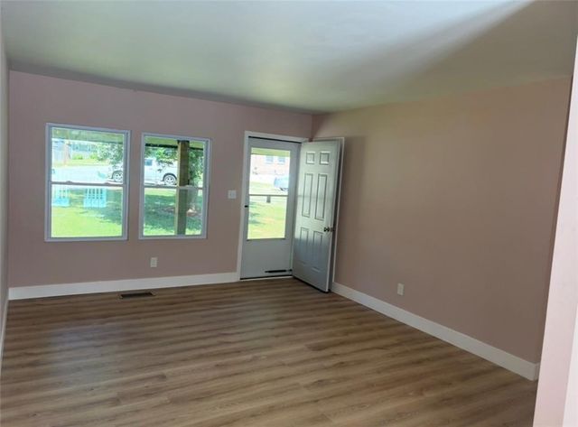 285 Queen Helen Lane, Jonesboro, GA 30236