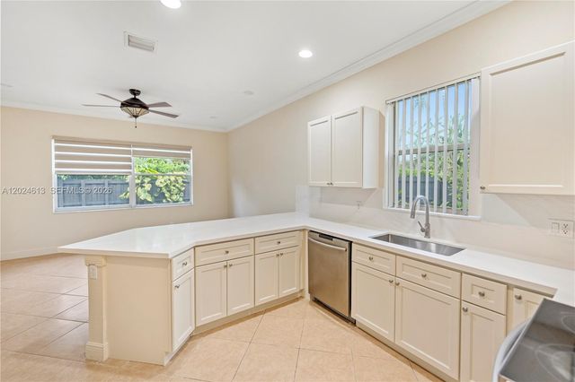 12858 SW 52nd St, Miramar, FL 33027
