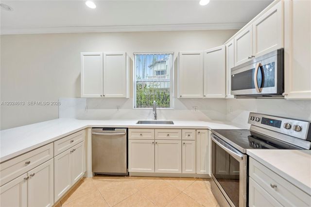 12858 SW 52nd St, Miramar, FL 33027