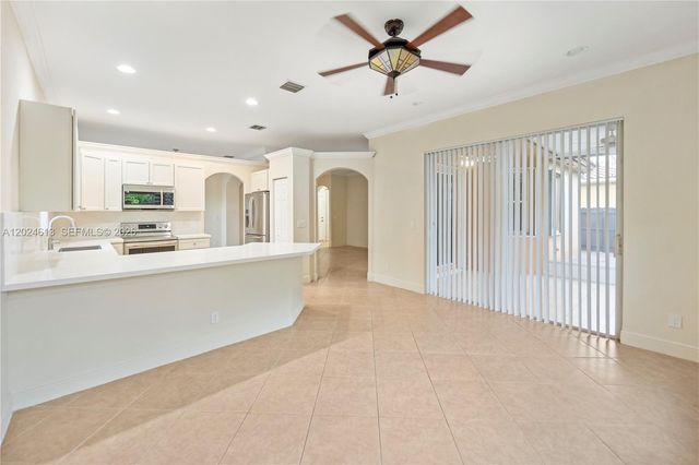12858 SW 52nd St, Miramar, FL 33027