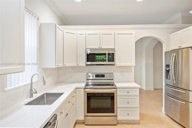 12858 SW 52nd St, Miramar, FL 33027