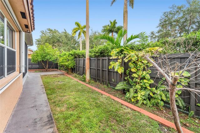 12858 SW 52nd St, Miramar, FL 33027