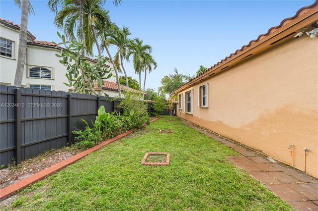 12858 SW 52nd St, Miramar, FL 33027