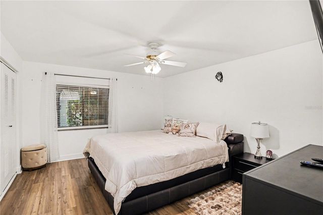 9802 LOMBARD COURT 102, Tampa, FL 33618