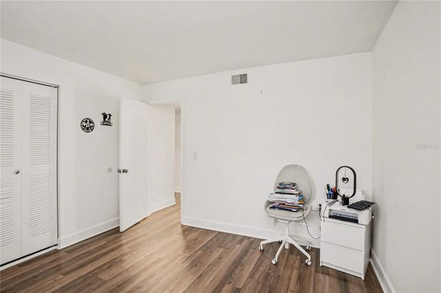 9802 LOMBARD COURT 102, Tampa, FL 33618