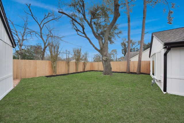 2302 Parana Drive, Houston, TX 77080