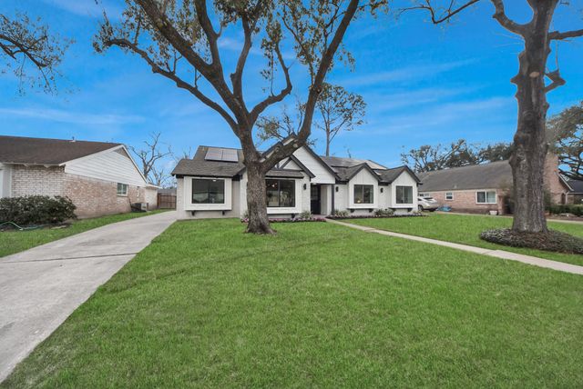 2302 Parana Drive, Houston, TX 77080