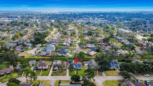 2302 Parana Drive, Houston, TX 77080