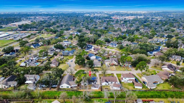 2302 Parana Drive, Houston, TX 77080