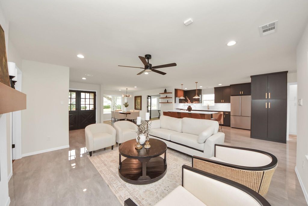 2302 Parana Drive, Houston, TX 77080