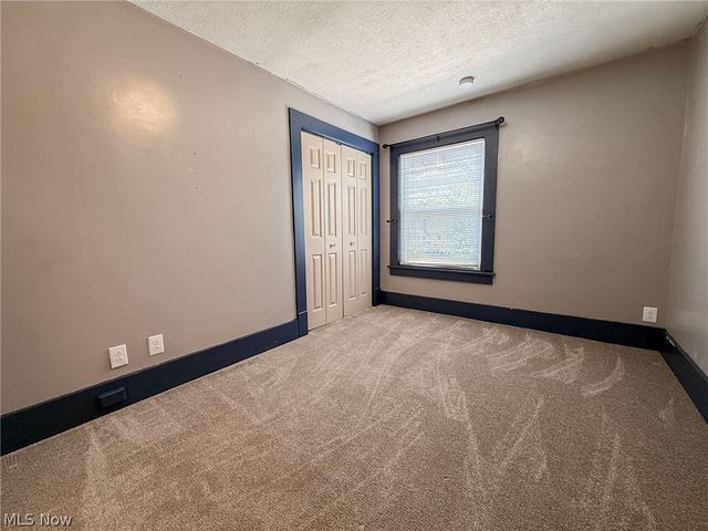168 Poland Avenue, Struthers, OH 44471