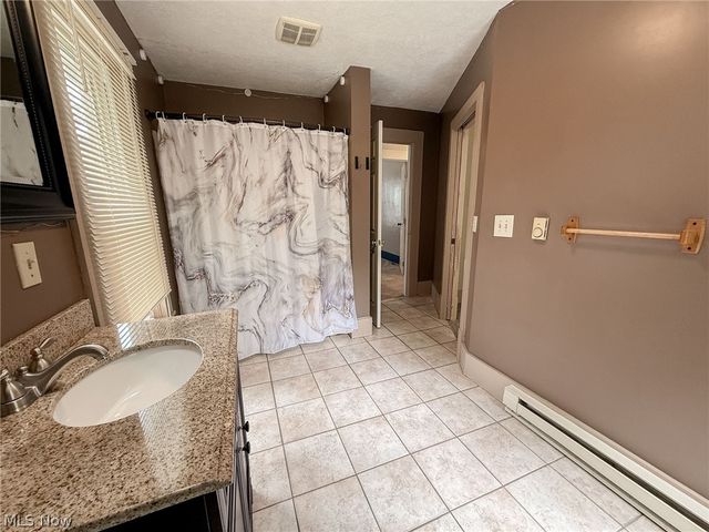 168 Poland Avenue, Struthers, OH 44471