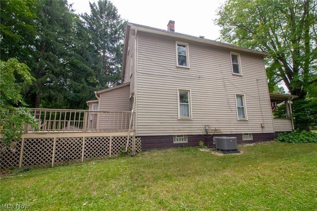 168 Poland Avenue, Struthers, OH 44471