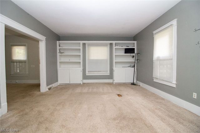 168 Poland Avenue, Struthers, OH 44471