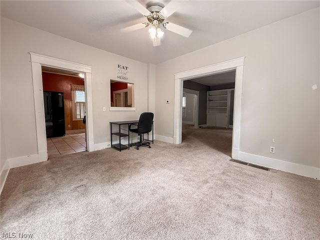168 Poland Avenue, Struthers, OH 44471