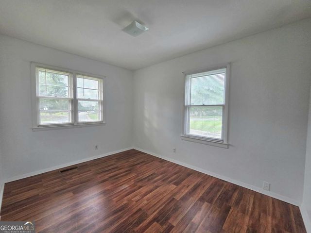 104 Delaware Avenue, Warner Robins, GA 31093