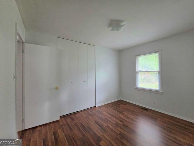 104 Delaware Avenue, Warner Robins, GA 31093