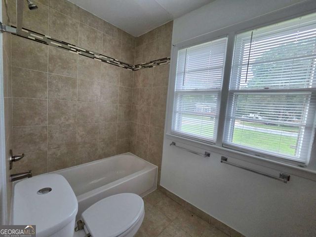 104 Delaware Avenue, Warner Robins, GA 31093