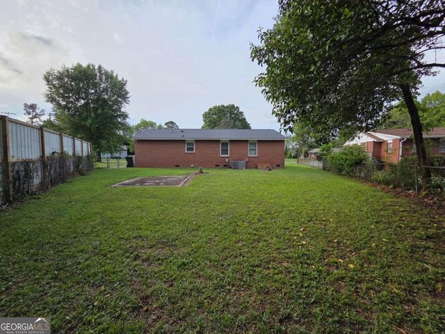104 Delaware Avenue, Warner Robins, GA 31093