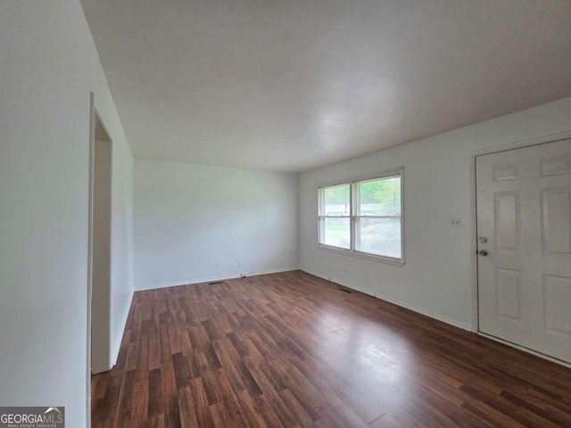 104 Delaware Avenue, Warner Robins, GA 31093