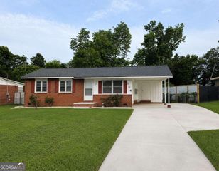 104 Delaware Avenue, Warner Robins, GA 31093