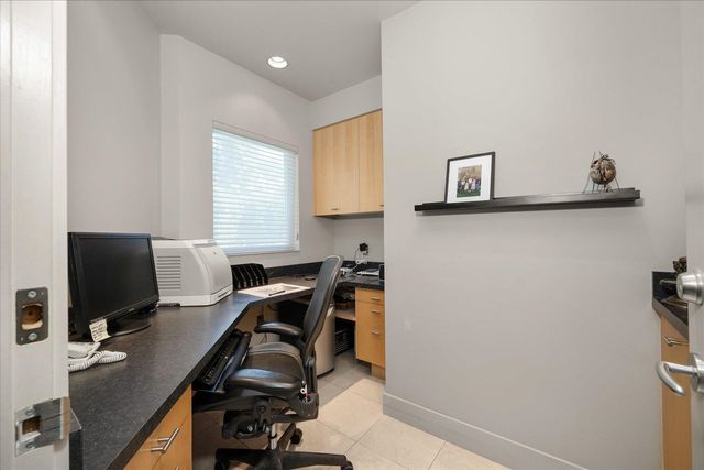 3223 S HIGH Dr, Spokane, WA 99203