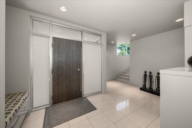3223 S HIGH Dr, Spokane, WA 99203